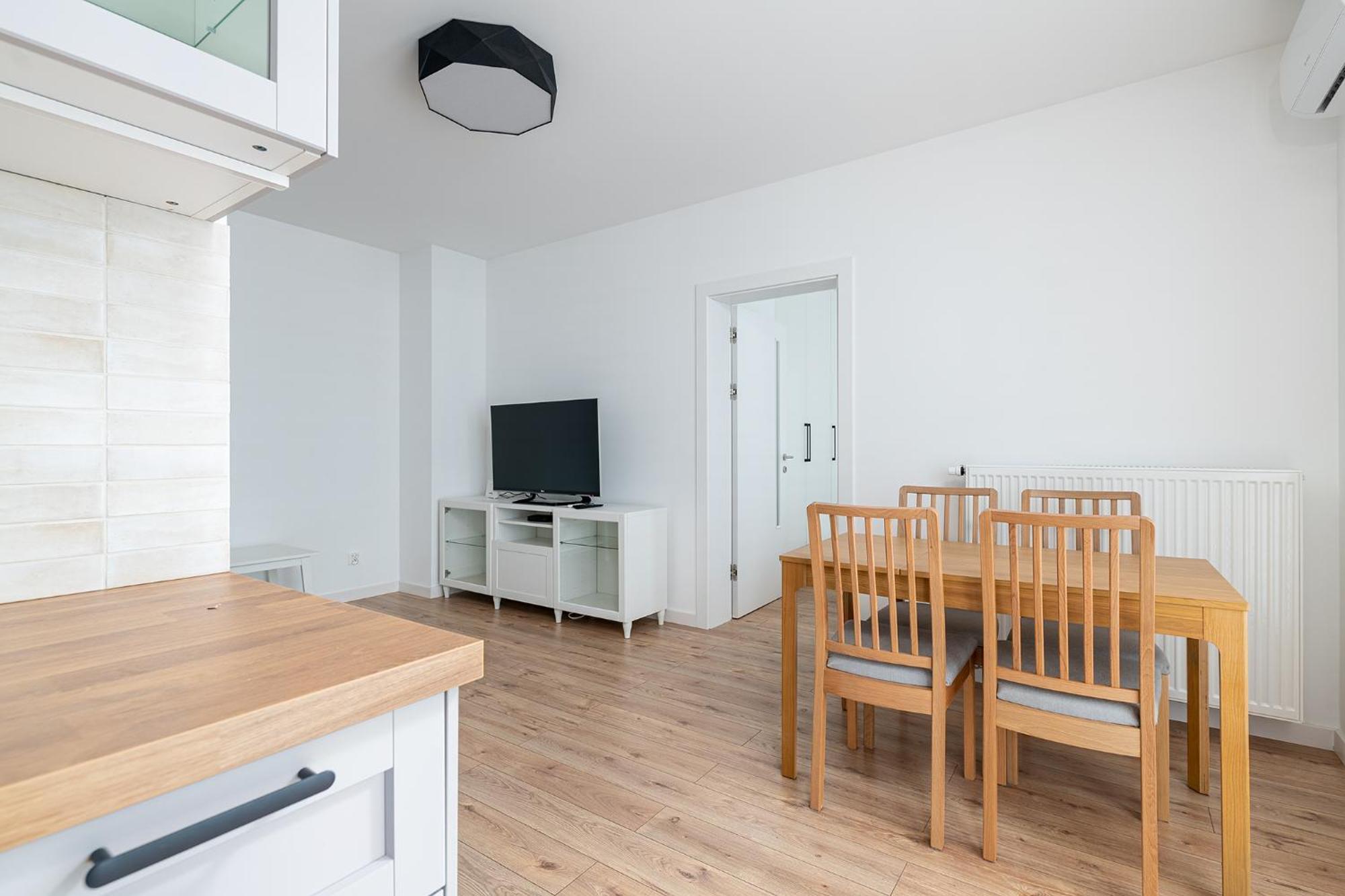 Rentplanet - Apartamenty Kasprzaka Warsaw Ngoại thất bức ảnh
