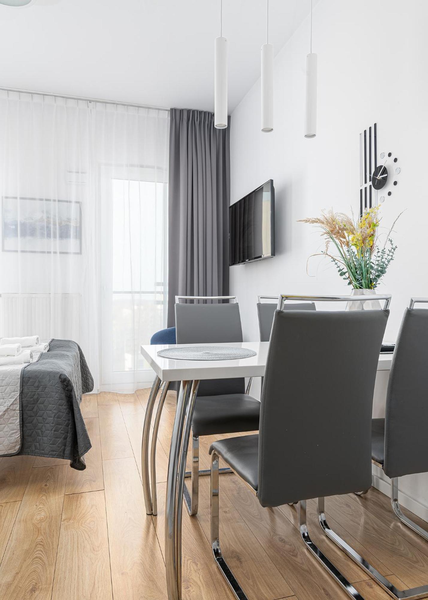 Rentplanet - Apartamenty Kasprzaka Warsaw Ngoại thất bức ảnh